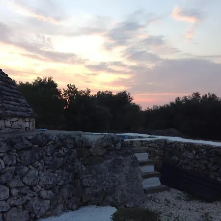 Il Trullo Di Albali